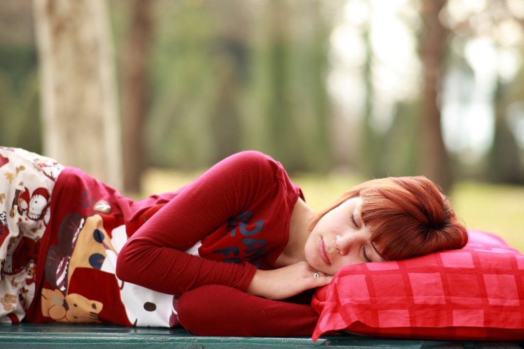 Comment choisir le bon oreiller pour bien dormir ?